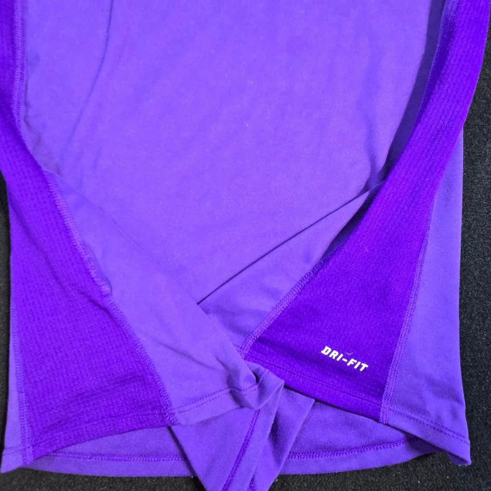 Nike Dri-FIT Womens Purple Short Sleeve Running Training Shirt‎ Med Gym *flaw